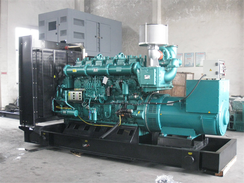 沧源200KW 柴油发电机的油耗是多少?